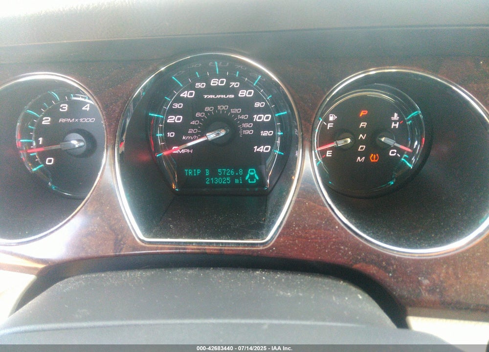 2011 FORD TAURUS VIN: 1FAHP2EWXBG135963