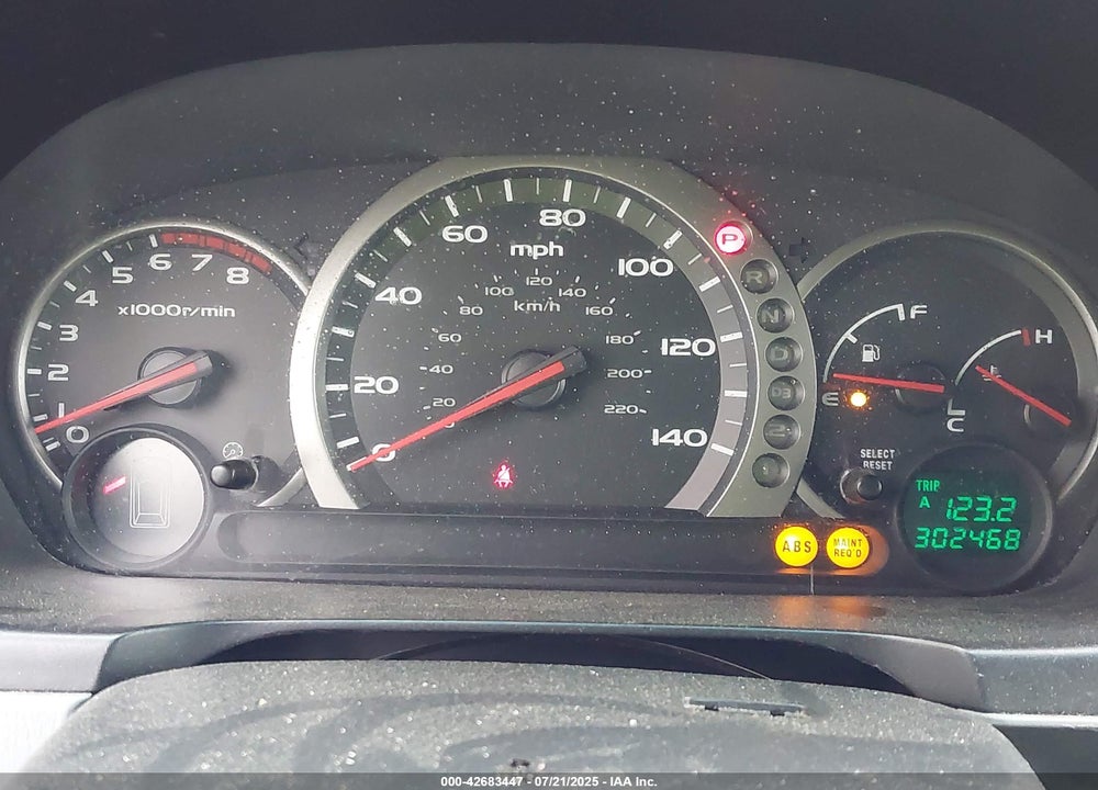2003 HONDA PILOT EX VIN: 2HKYF18433H552517