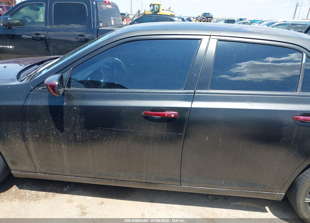 2014 CHRYSLER 300 VIN: 2C3CCAKG1EH170072