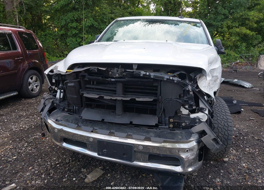 2016 RAM 1500 VIN: 3C6RR7LT4GG344956