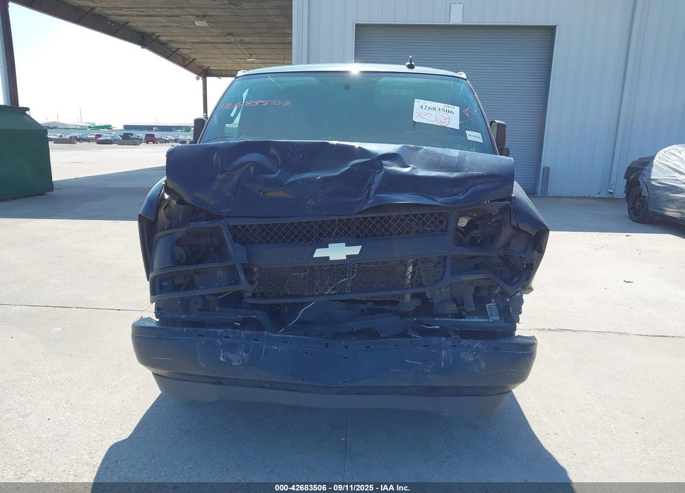 2017 CHEVROLET EXPRESS 2500 VIN: 1GCWGAFFXH1164224