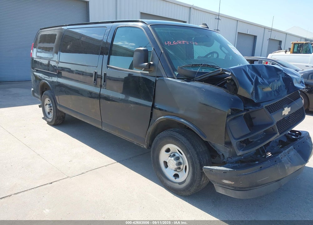 2017 CHEVROLET EXPRESS 2500 VIN: 1GCWGAFFXH1164224