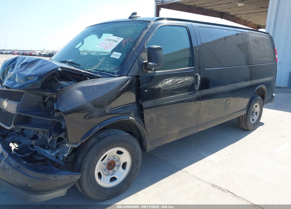 2017 CHEVROLET EXPRESS 2500 VIN: 1GCWGAFFXH1164224