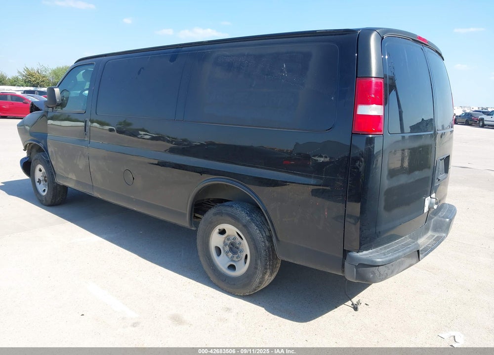 2017 CHEVROLET EXPRESS 2500 VIN: 1GCWGAFFXH1164224