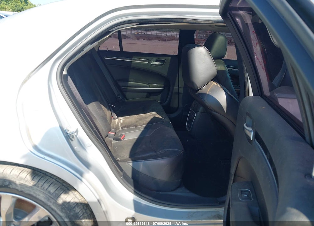 2020 CHRYSLER 300 VIN: 2C3CCAKG5LH146144