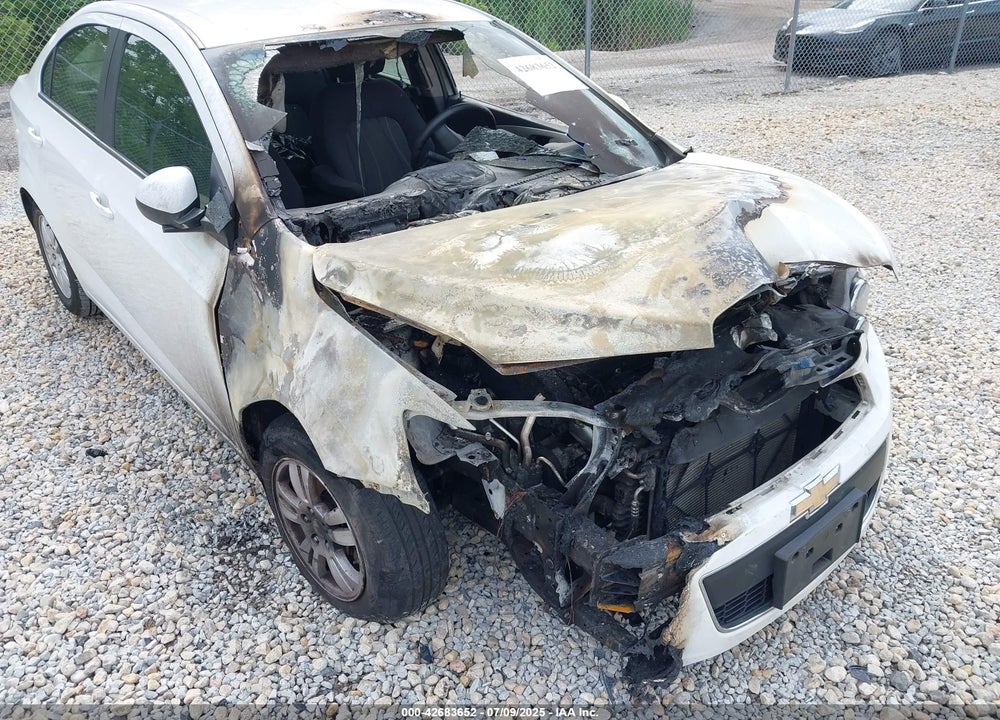2014 CHEVROLET SONIC VIN: 1G1JC5SH6E4123824