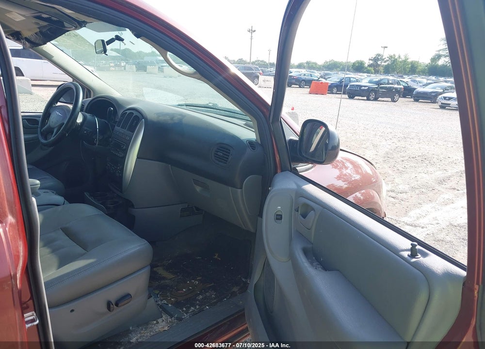 2007 CHRYSLER TOWN & COUNTRY TOURING VIN: 2A4GP54L47R223390