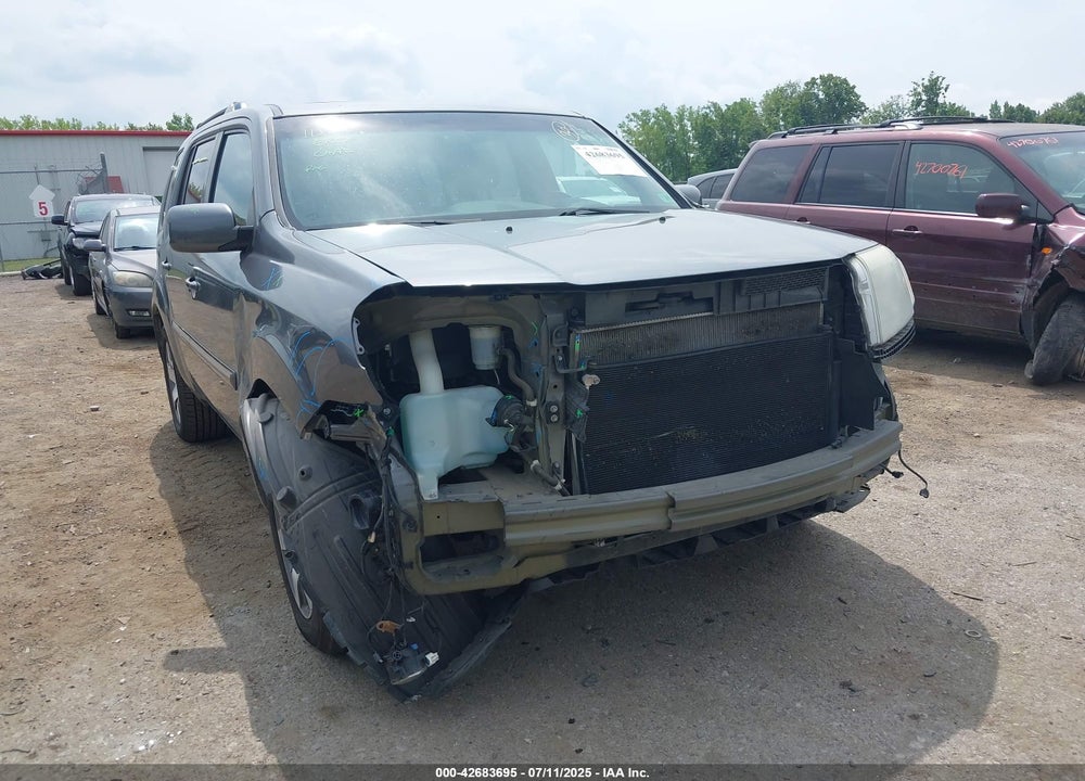 2013 HONDA PILOT TOURING VIN: 5FNYF3H9XDB024500