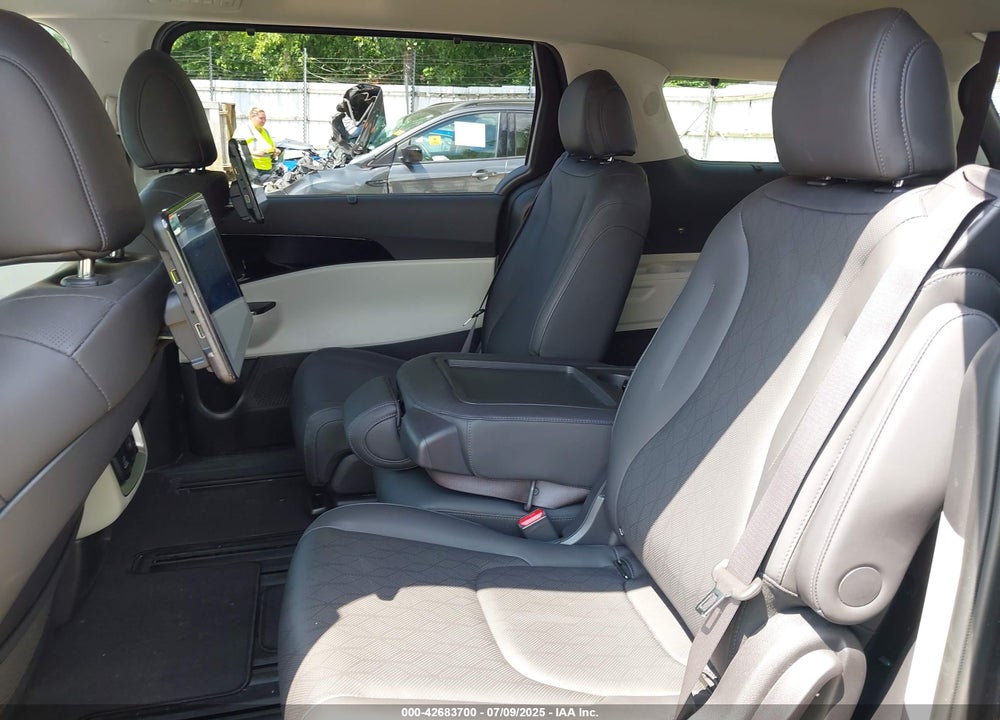 2023 KIA CARNIVAL MPV VIN: KNDNE5H30P6288337