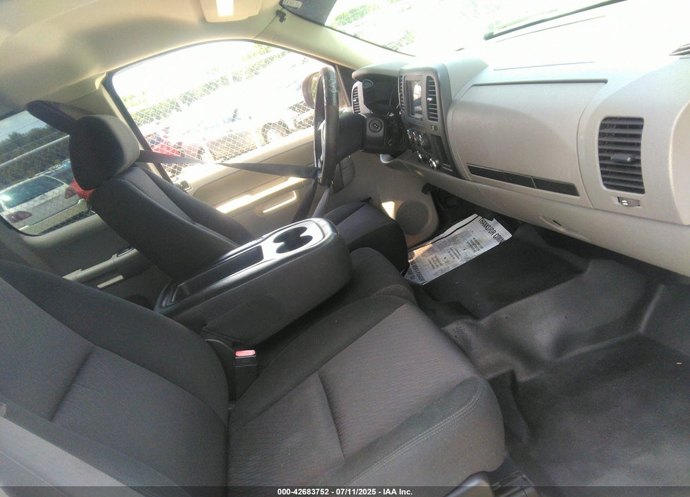 2011 CHEVROLET SILVERADO 1500 VIN: 1GCRCPE02BZ419594