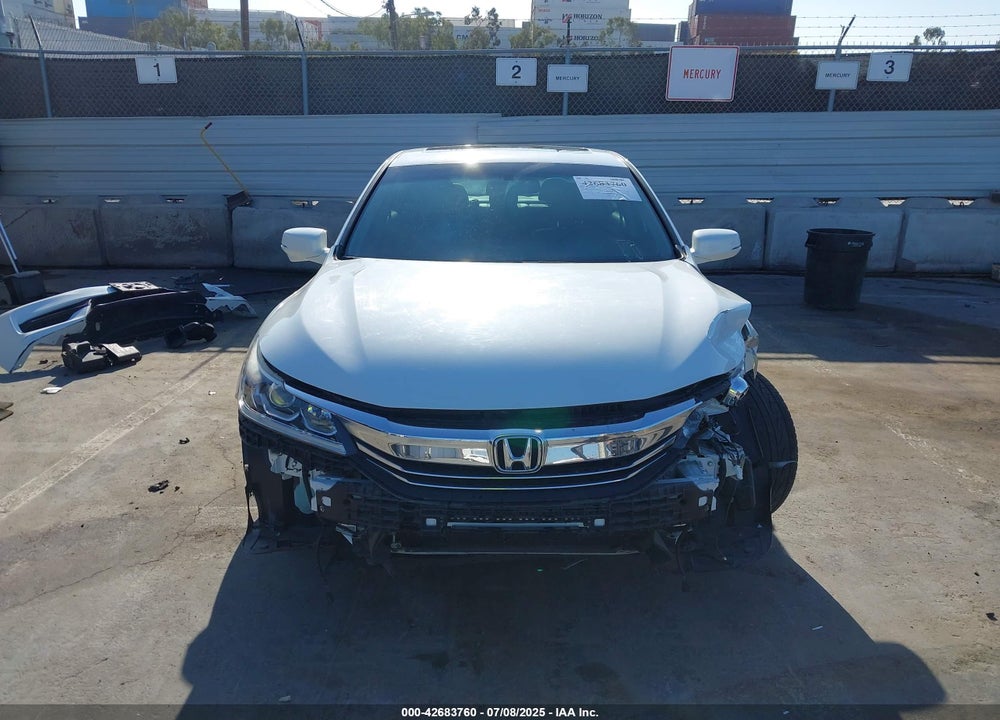 2016 HONDA ACCORD VIN: 1HGCR2F87GA005245