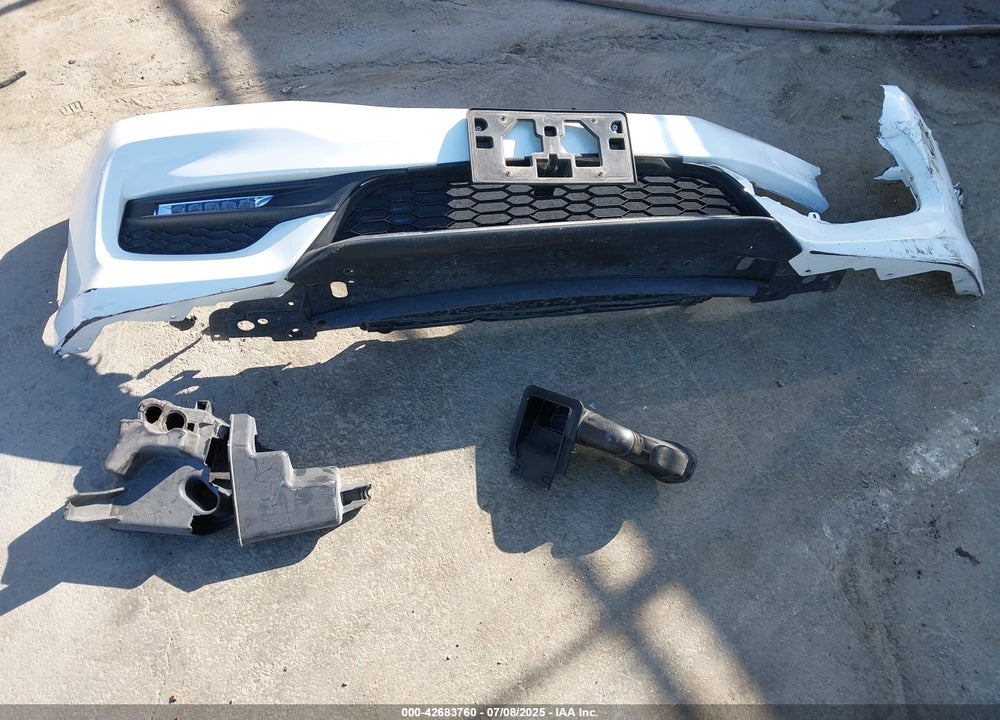 2016 HONDA ACCORD VIN: 1HGCR2F87GA005245