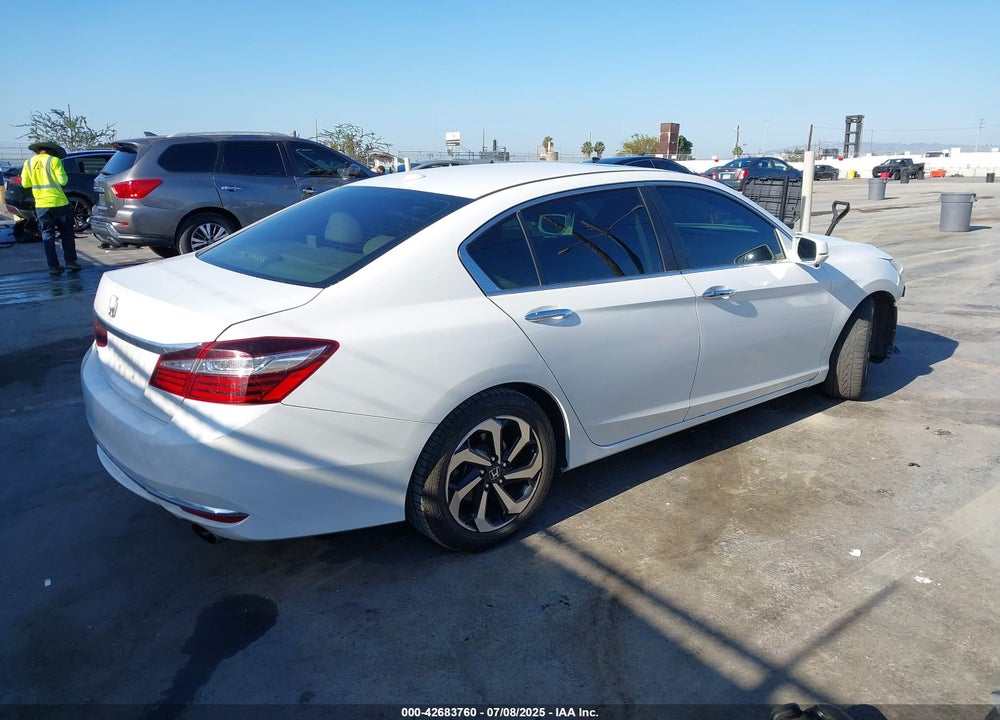 2016 HONDA ACCORD VIN: 1HGCR2F87GA005245