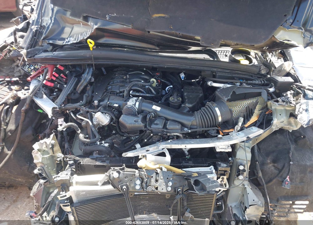 2024 JEEP GRAND CHEROKEE L SUMMIT 4X4 VIN: 1C4RJKEG6R8621036