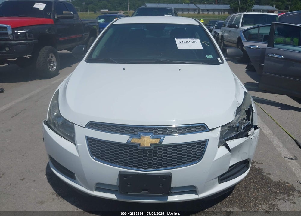 2014 CHEVROLET CRUZE VIN: 1G1PA5SG8E7143546