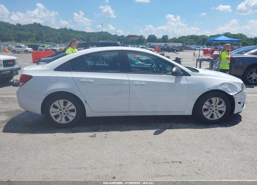 2014 CHEVROLET CRUZE VIN: 1G1PA5SG8E7143546