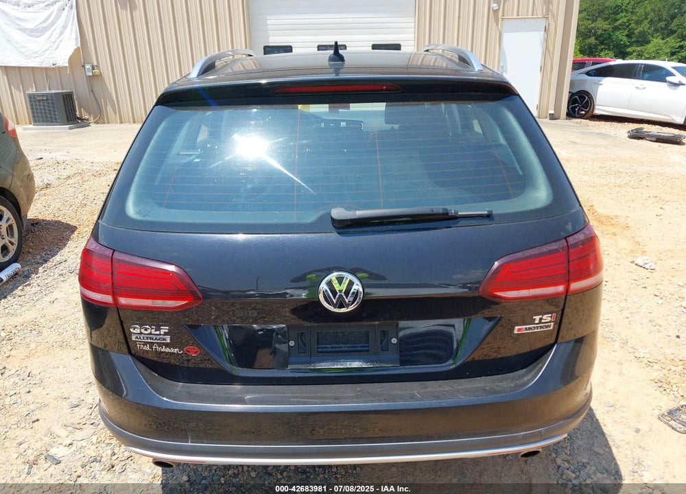 2018 VOLKSWAGEN GOLF ALLTRACK VIN: 3VWH17AU8JM759274