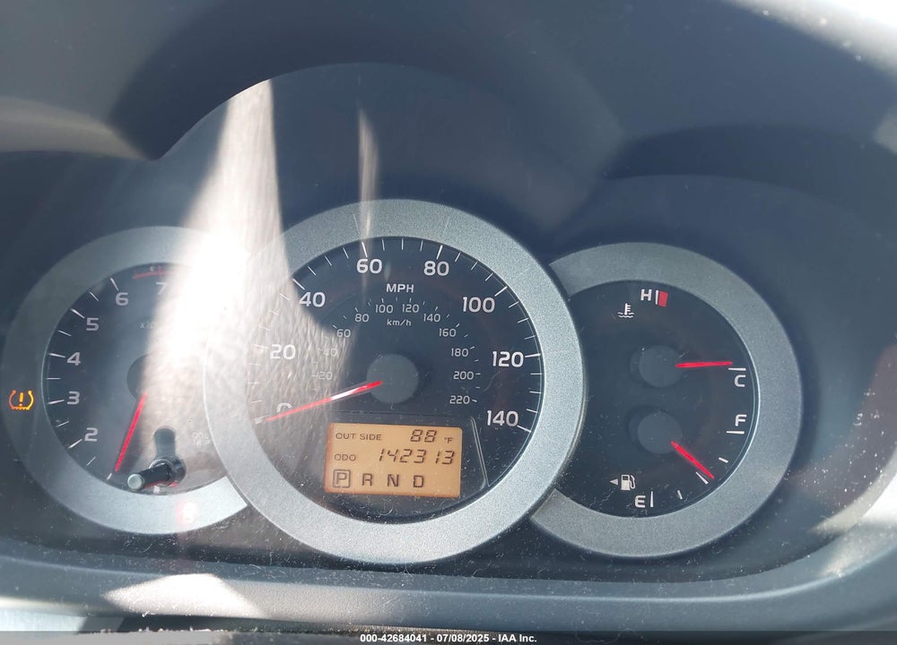 2007 TOYOTA RAV4 VIN: JTMBD33V176050421