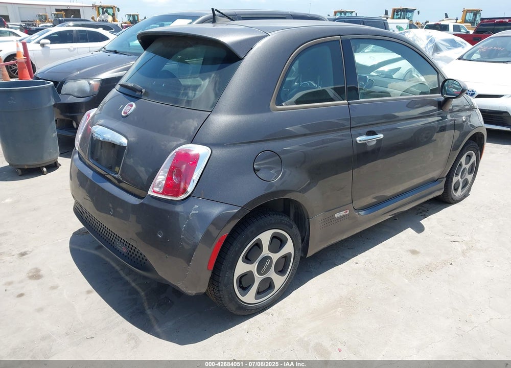 2016 FIAT 500E VIN: 3C3CFFGE7GT122081