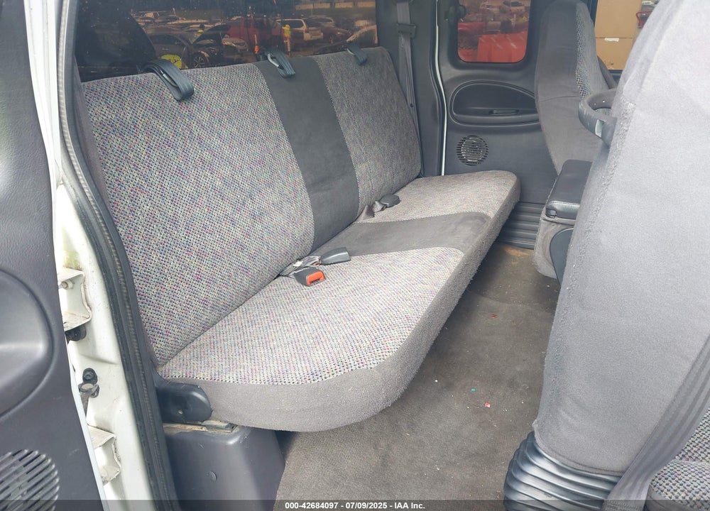 2001 DODGE RAM 1500 ST VIN: 3B7HC13Y51G702829