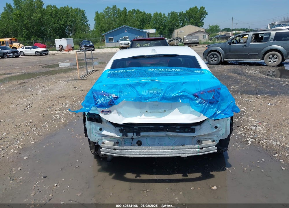 2017 CHEVROLET CRUZE LT AUTO VIN: 1G1BE5SM2H7225846