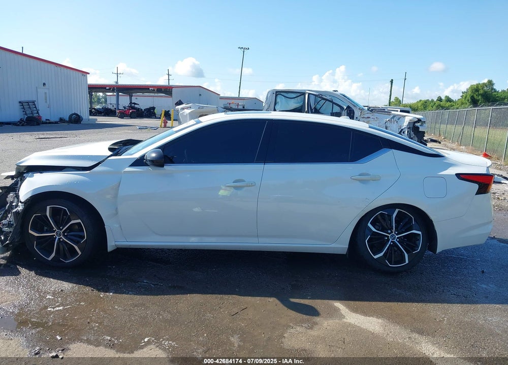 2024 NISSAN ALTIMA SR FWD VIN: 1N4BL4CV3RN340893