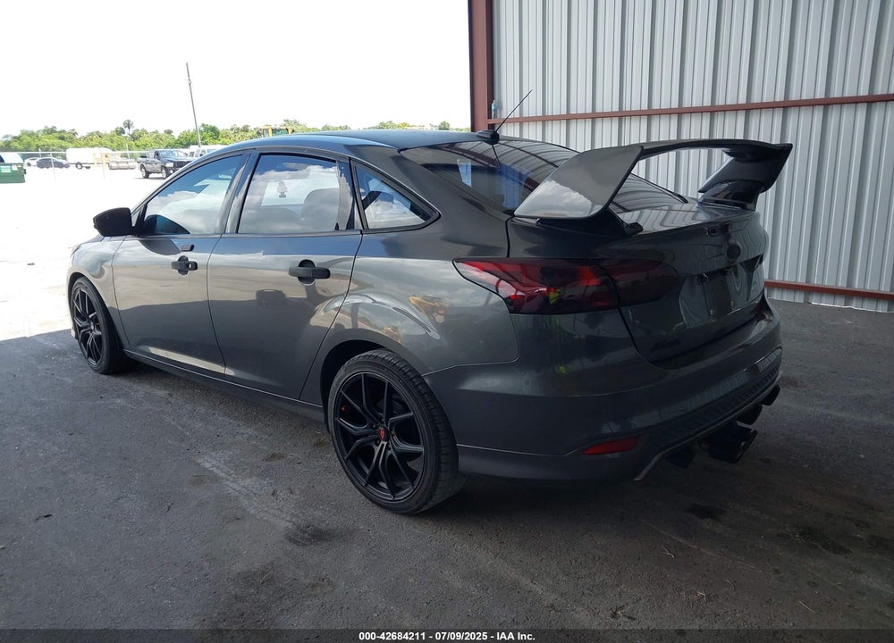 2015 FORD FOCUS VIN: 1FADP3F20FL297761