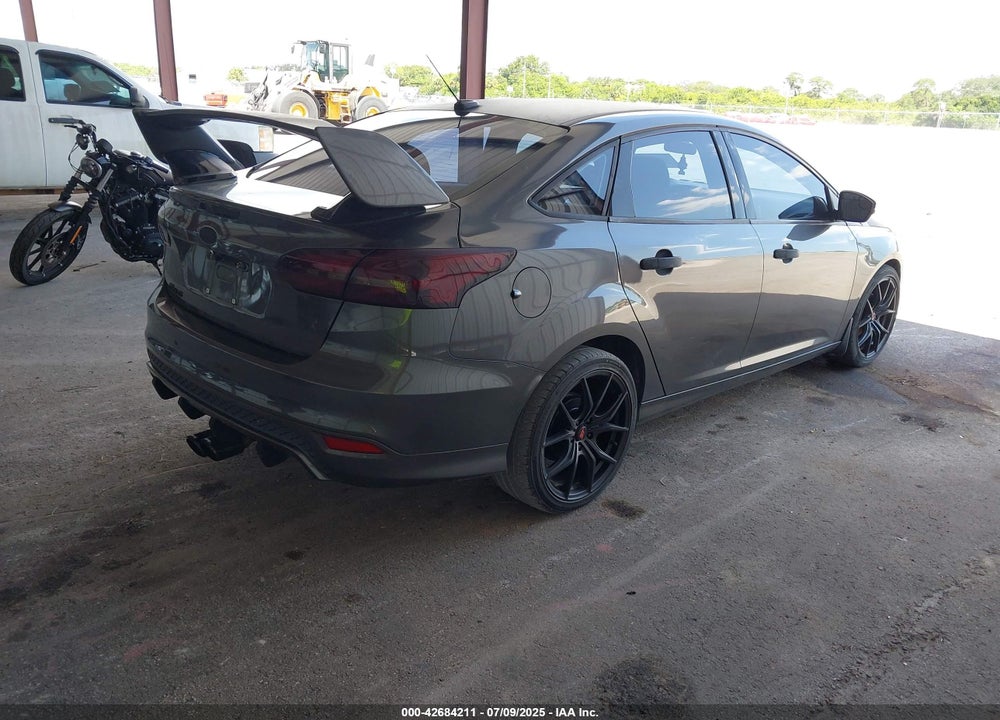 2015 FORD FOCUS VIN: 1FADP3F20FL297761