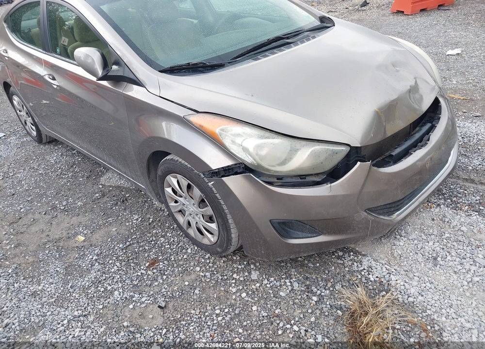 2013 HYUNDAI ELANTRA GLS VIN: 5NPDH4AE6DH182386