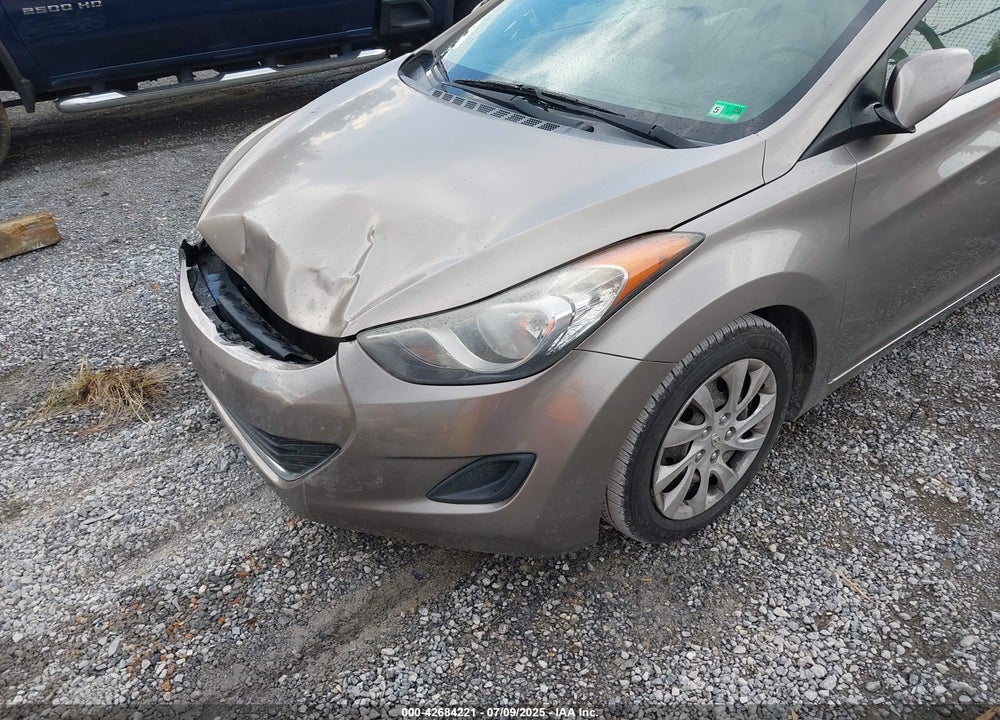 2013 HYUNDAI ELANTRA GLS VIN: 5NPDH4AE6DH182386