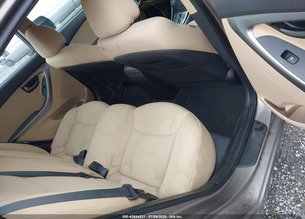 2013 HYUNDAI ELANTRA GLS VIN: 5NPDH4AE6DH182386
