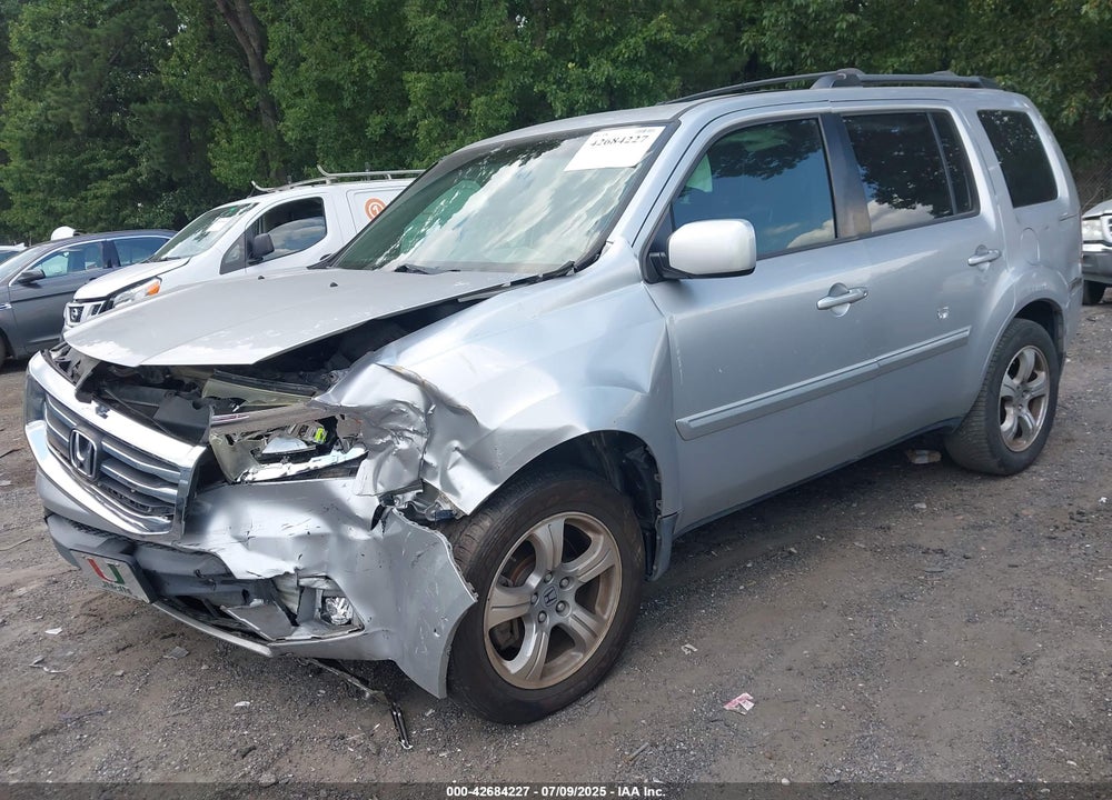 2013 HONDA PILOT VIN: 5FNYF3H57DB030090