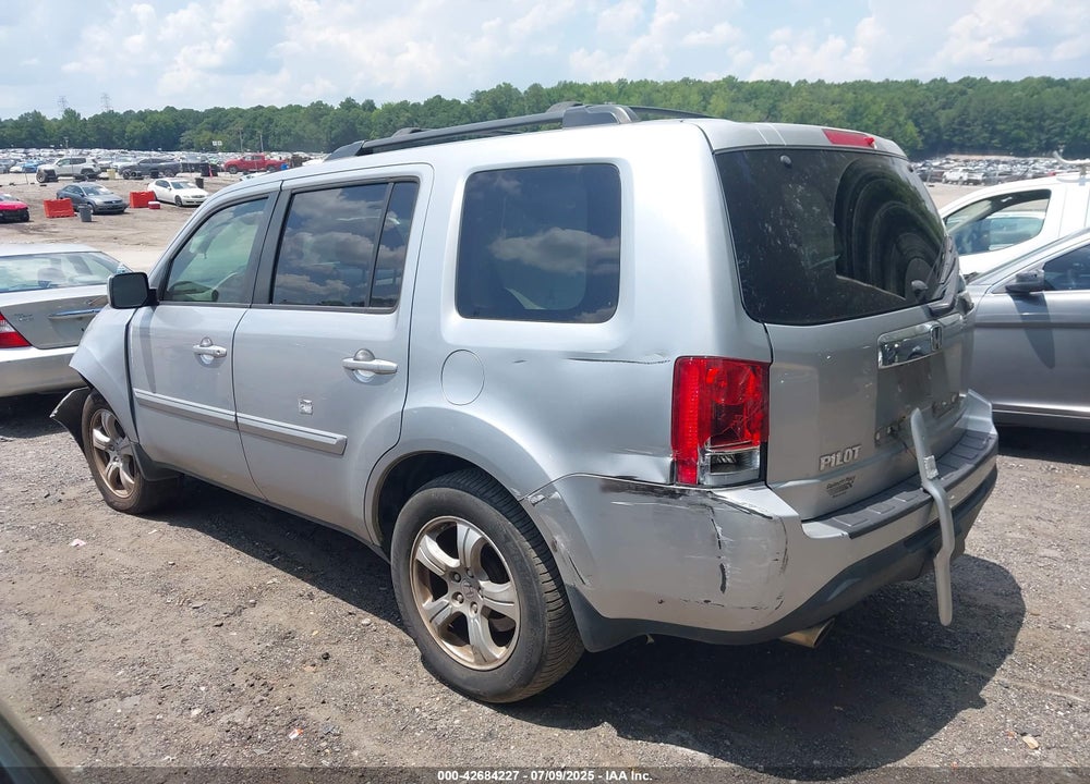 2013 HONDA PILOT VIN: 5FNYF3H57DB030090
