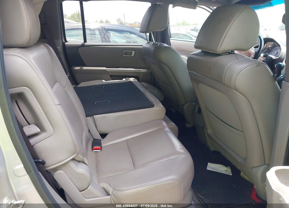 2013 HONDA PILOT VIN: 5FNYF3H57DB030090