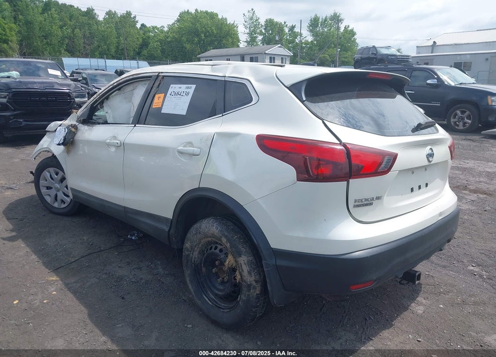 2017 NISSAN ROGUE SPORT VIN: JN1BJ1CP3HW007752