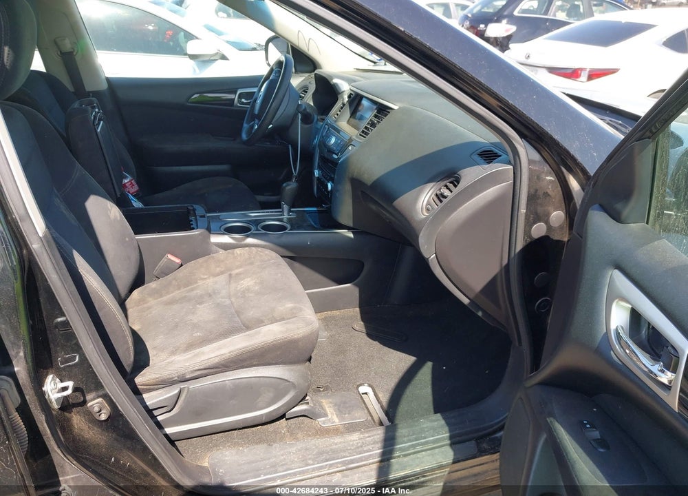 2013 NISSAN PATHFINDER VIN: 5N1AR2MN5DC652818