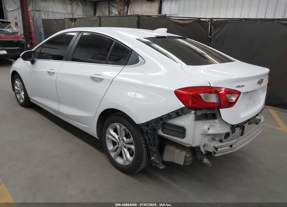 2019 CHEVROLET CRUZE VIN: 1G1BE5SM9K7112001