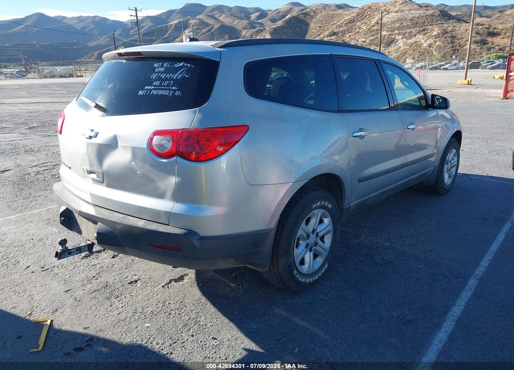 2009 CHEVROLET TRAVERSE VIN: 1GNEV13D39S156800