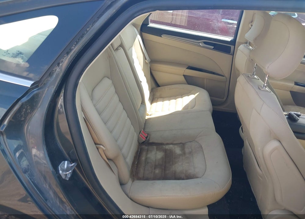 2015 FORD FUSION SE VIN: 3FA6P0H7XFR229162