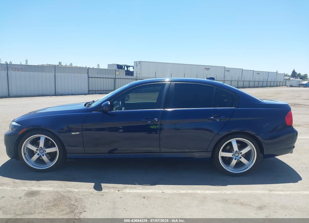 2011 BMW 3 SERIES VIN: WBAPH5G58BNM82550
