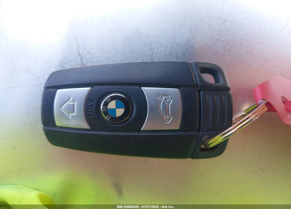 2011 BMW 3 SERIES VIN: WBAPH5G58BNM82550