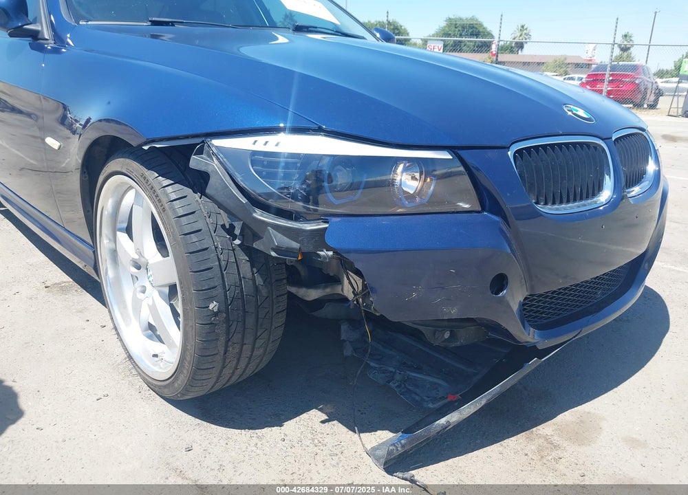 2011 BMW 3 SERIES VIN: WBAPH5G58BNM82550
