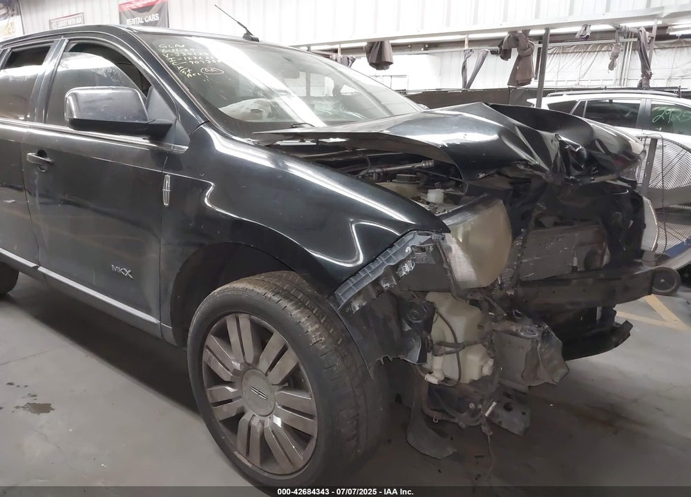 2008 LINCOLN MKX VIN: 2LMDU68C08BJ30135
