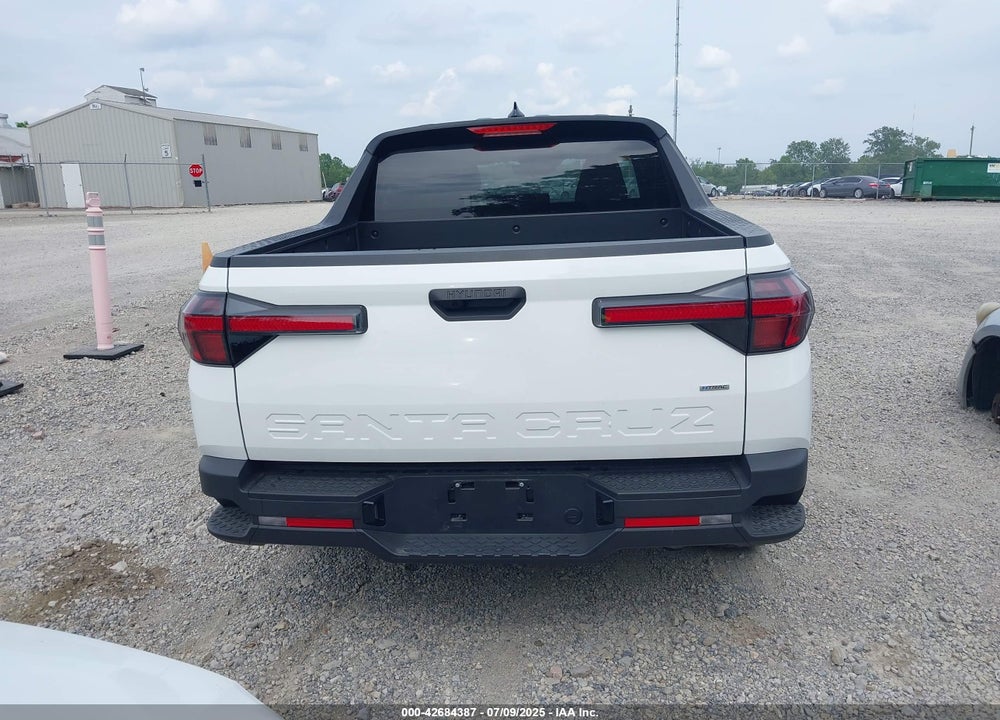 2024 HYUNDAI SANTA CRUZ VIN: 5NTJADAE4RH083811
