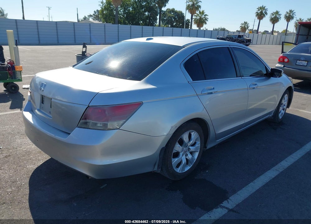 2008 HONDA ACCORD VIN: 1HGCP26868A048899