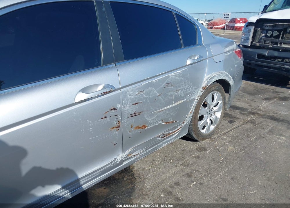 2008 HONDA ACCORD VIN: 1HGCP26868A048899