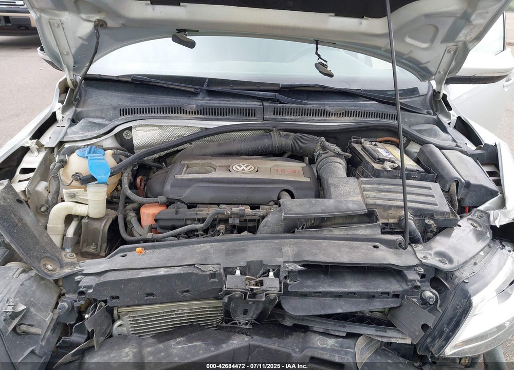 2013 VOLKSWAGEN JETTA VIN: 3VW4A7AJ2DM236891