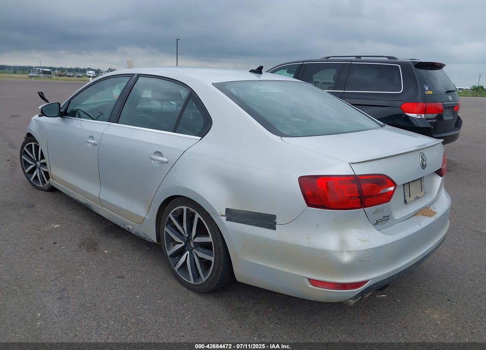 2013 VOLKSWAGEN JETTA VIN: 3VW4A7AJ2DM236891