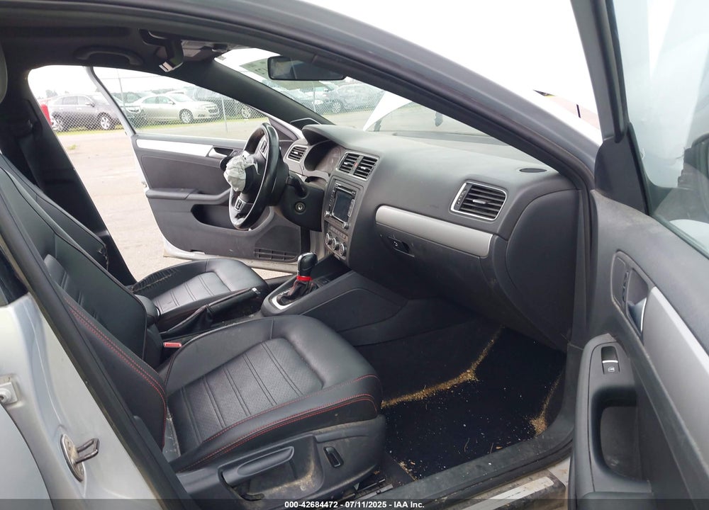 2013 VOLKSWAGEN JETTA VIN: 3VW4A7AJ2DM236891