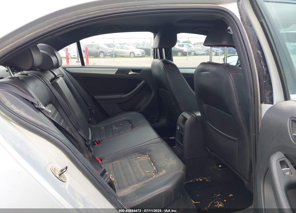 2013 VOLKSWAGEN JETTA VIN: 3VW4A7AJ2DM236891